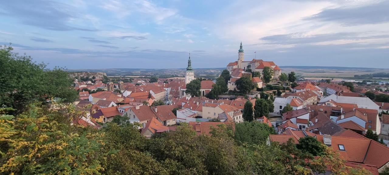 Apartman Viktorie Apartment Mikulov Exterior photo